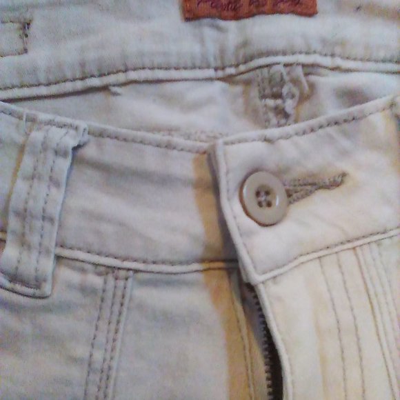 Jean crème - Picture 3 of 4